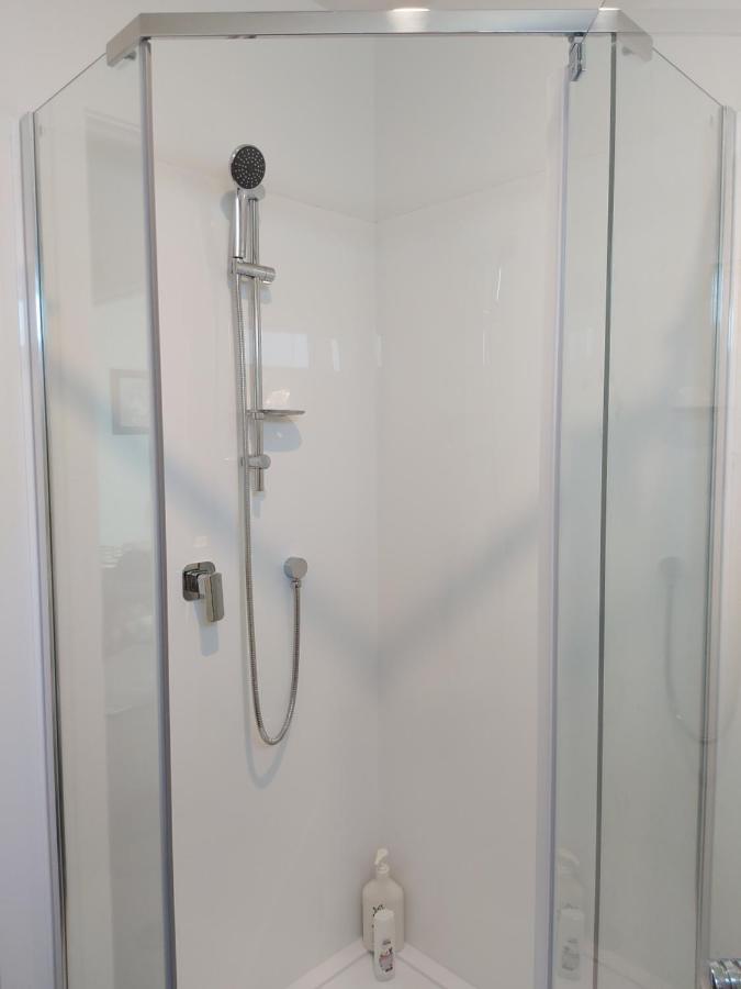 Lake Escape - Brand New Warm And Quiet Two Bedroom Apartment Otematata Exterior foto